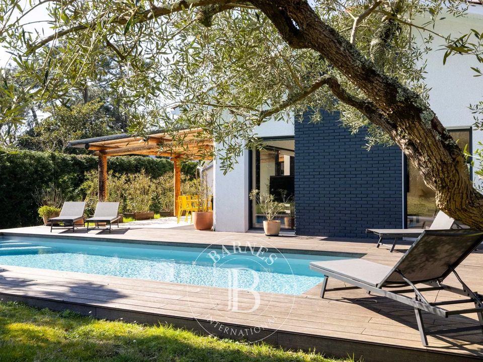 Villa i Anglet, Pyrenees-Atlantiques - bilde 1