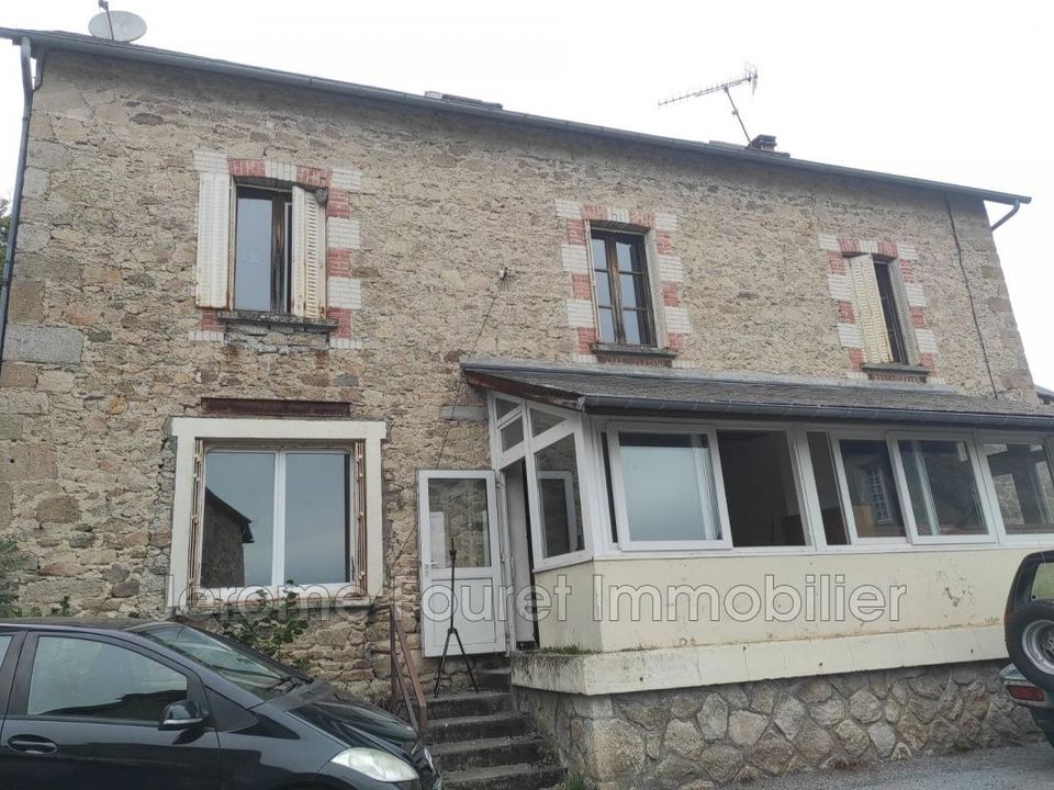 Casa de poble a Davignac, Correze - foto 1