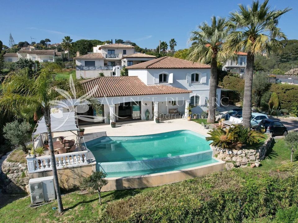 Villa i Antibes, Alpes-Maritimes - foto 1
