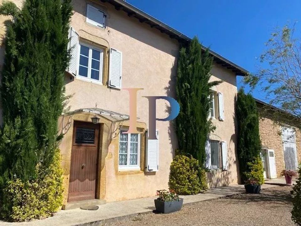 Villa i Saint-Christophe-en-Brionnais, Saone-et-Loire - foto 1