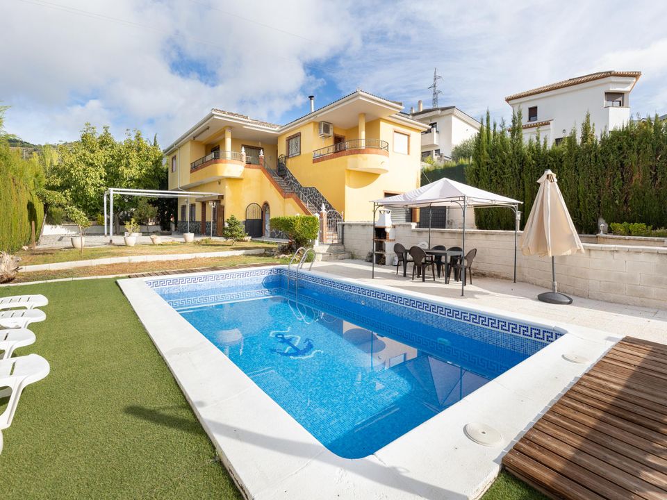 Villa en Huetor De Santillan, Granada - foto 1