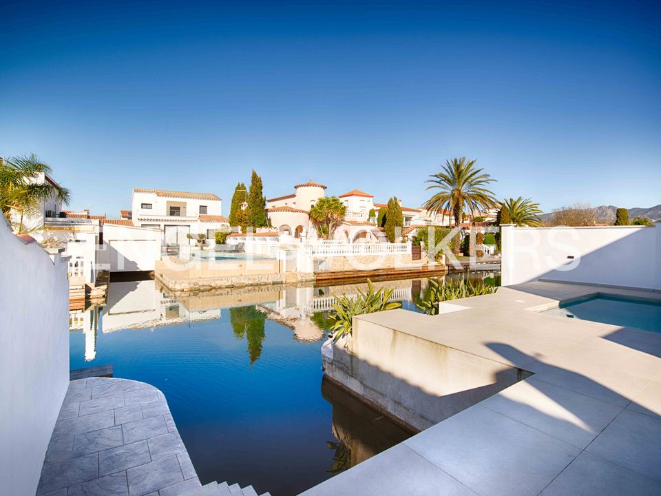 Villa i Empuriabrava, Gerona - foto 4