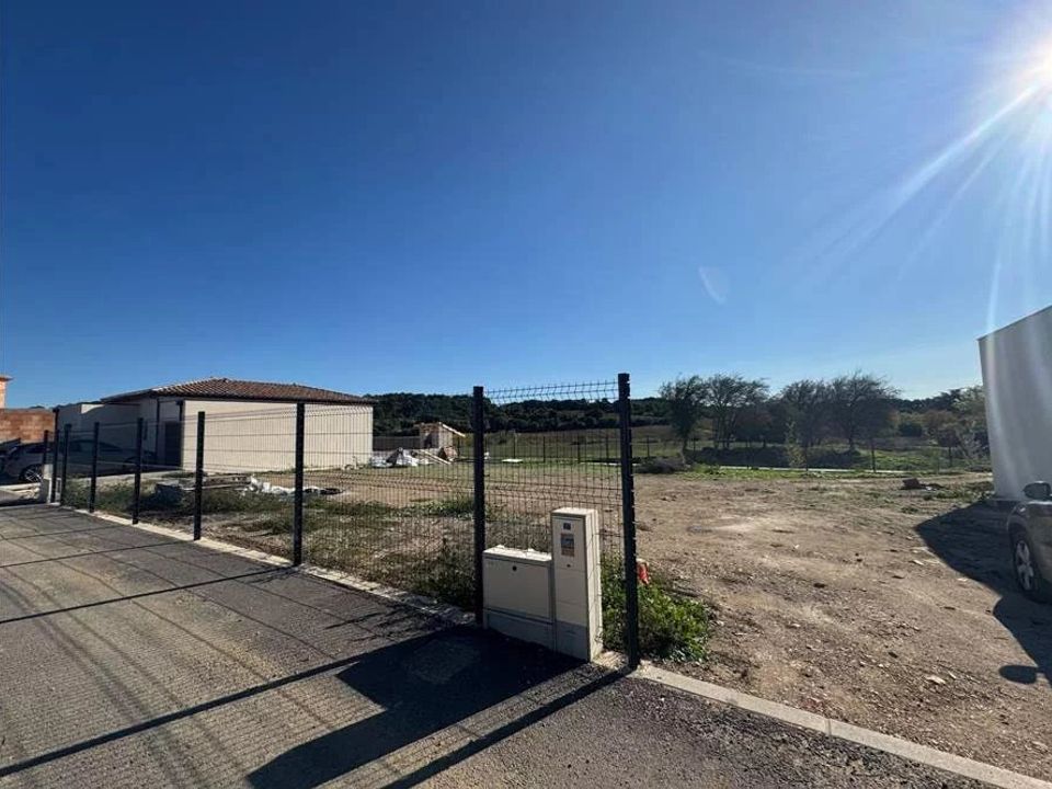 Terreno en Aigues-Vives, Gard - foto 1