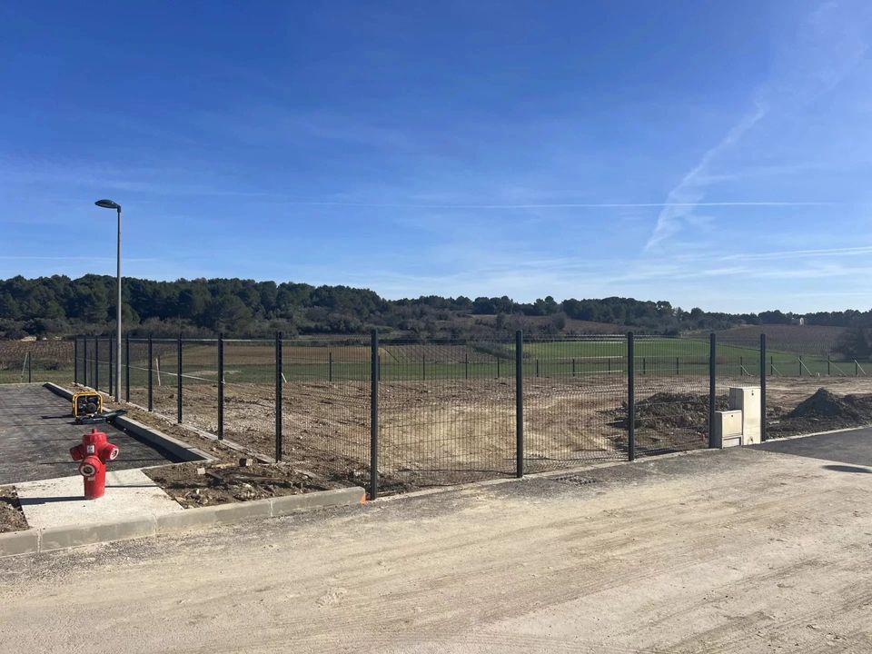 Helårsgrund i Aigues-Vives, Gard - foto 4