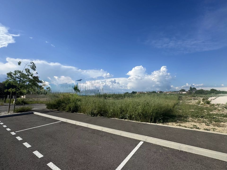 Grond in Saint-Théodorit, Gard - foto 1