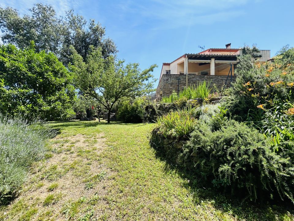 Villa i Arles-sur-Tech, Pyrenees-Orientales - foto 1