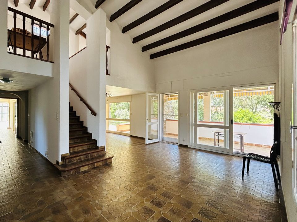 Villa i Arles-sur-Tech, Pyrenees-Orientales - foto 4