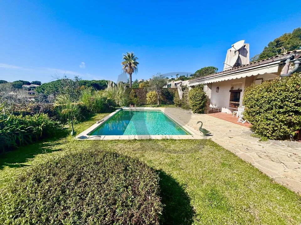 Villa i Villeneuve-Loubet, Alpes-Maritimes - foto 2
