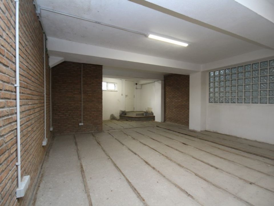 Garage i Carcavelos, Lisbon - foto 2