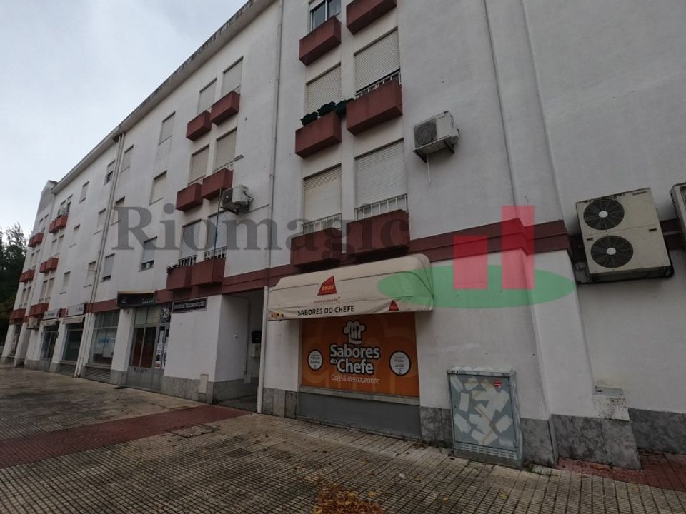 Erhvervsejendom i Almeirim, Santarem - foto 2