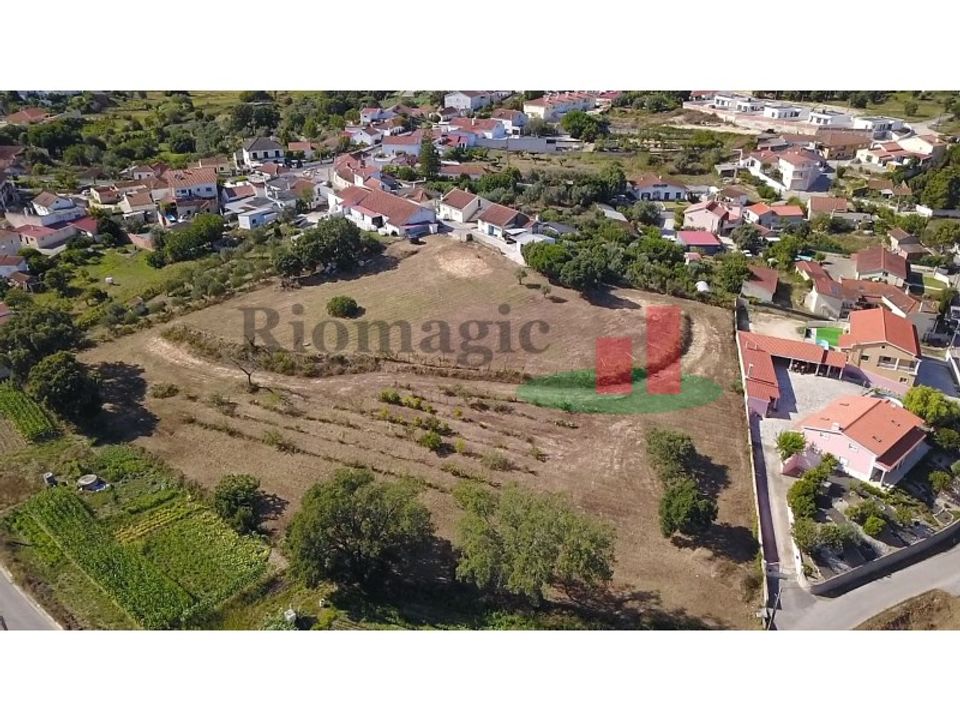 Helårsgrund i Rio Maior, Santarem - foto 1