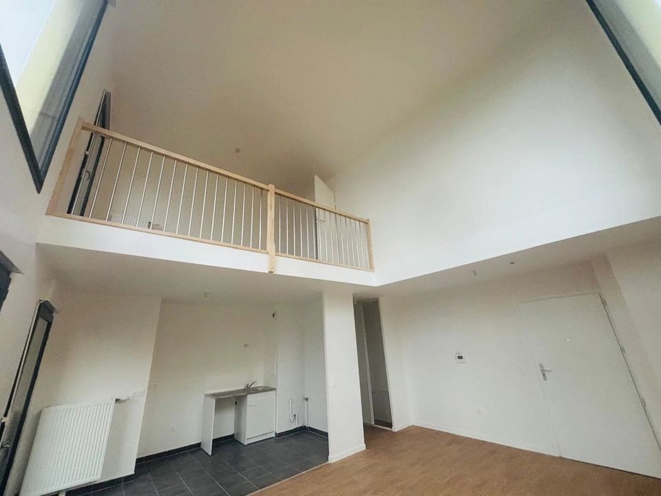 Villa i Stains, Seine-Saint-Denis - bilde 2