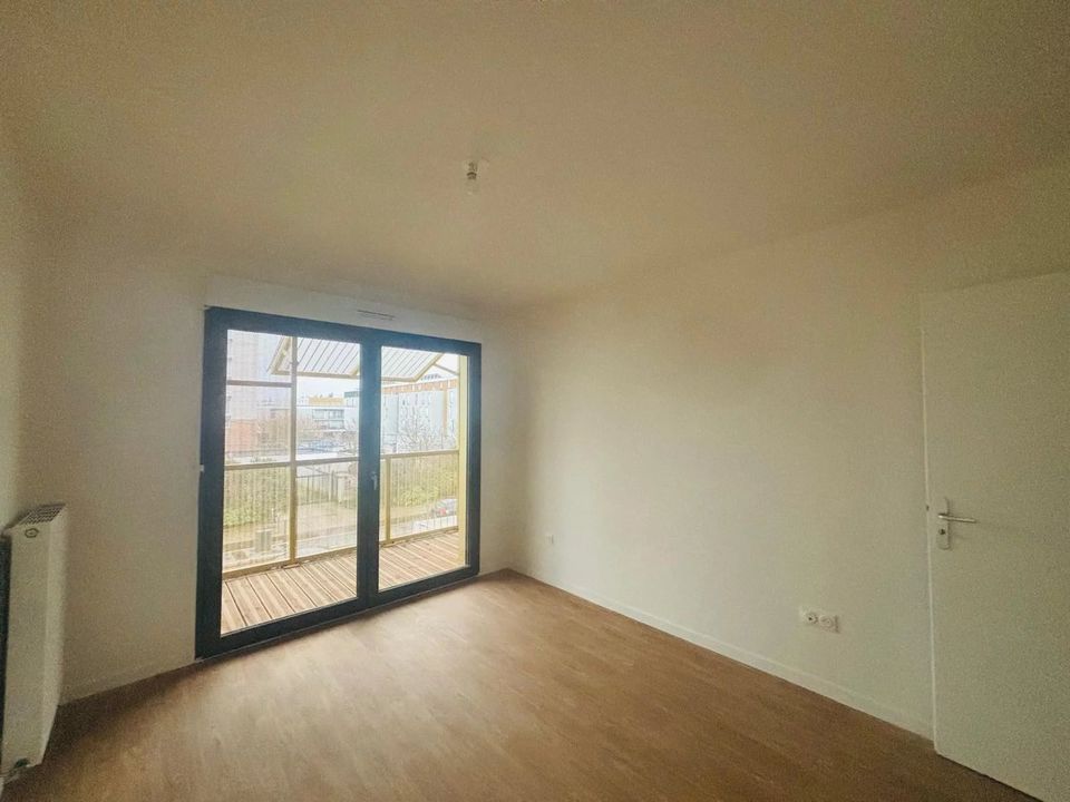 Villa i Stains, Seine-Saint-Denis - bilde 3