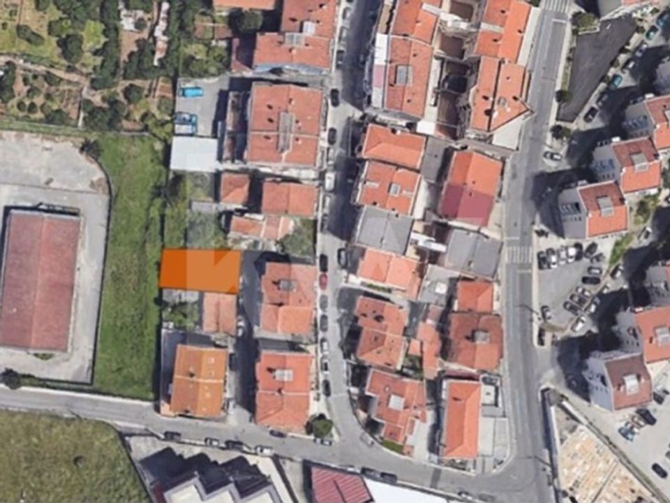 Helårsgrund i Odivelas, Lisbon - foto 1