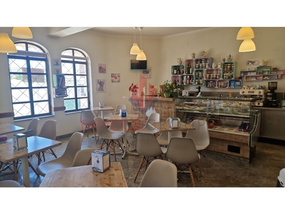 Erhvervsejendom i Carvoeiro, Faro - foto 1