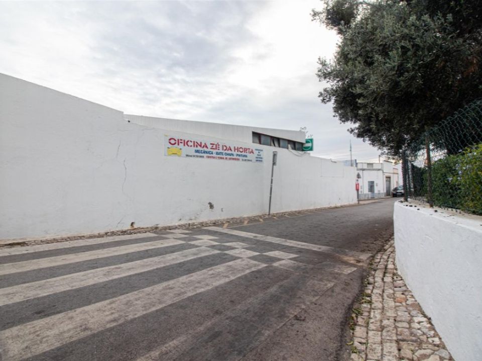 Erhvervsejendom i Santa Barbara de Nexe, Faro - foto 2