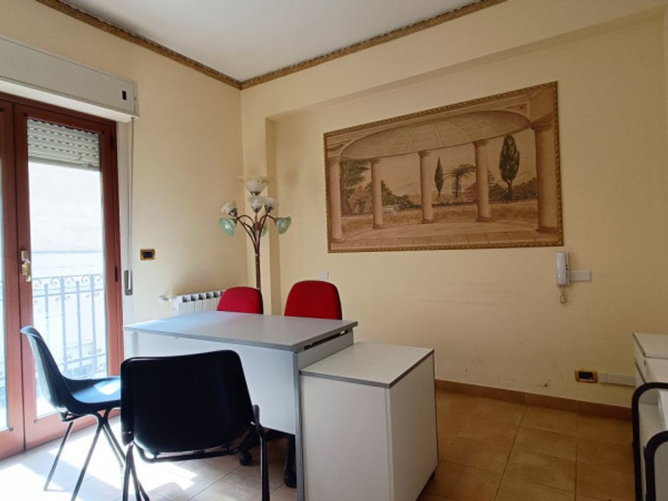 Erhvervsejendom i Barcellona Pozzo di Gotto, Messina - foto 2