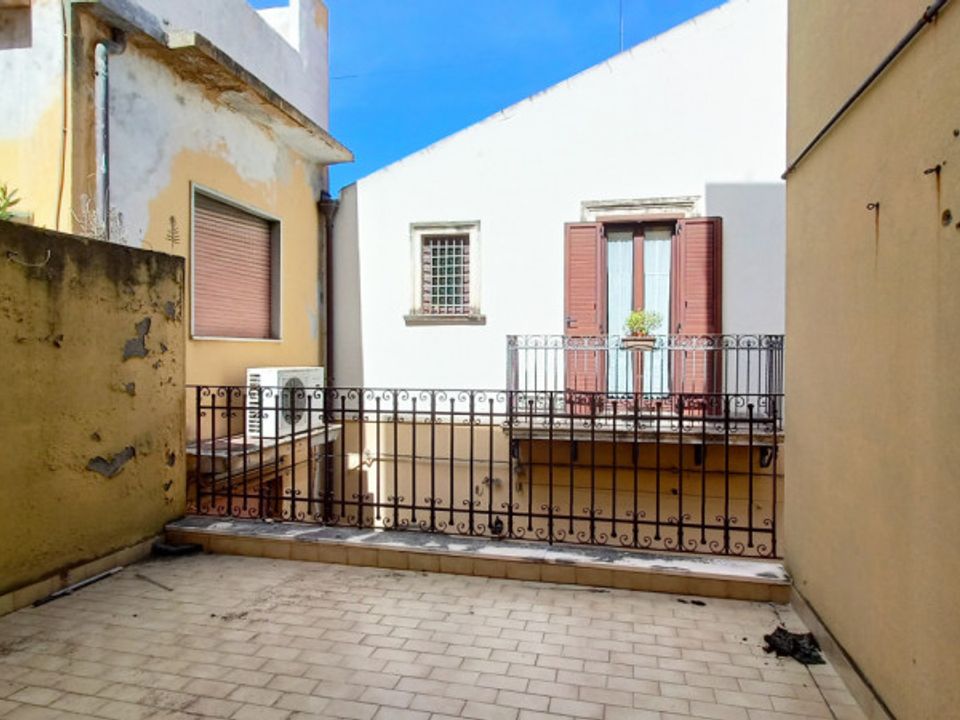 Erhvervsejendom i Barcellona Pozzo di Gotto, Messina - foto 4