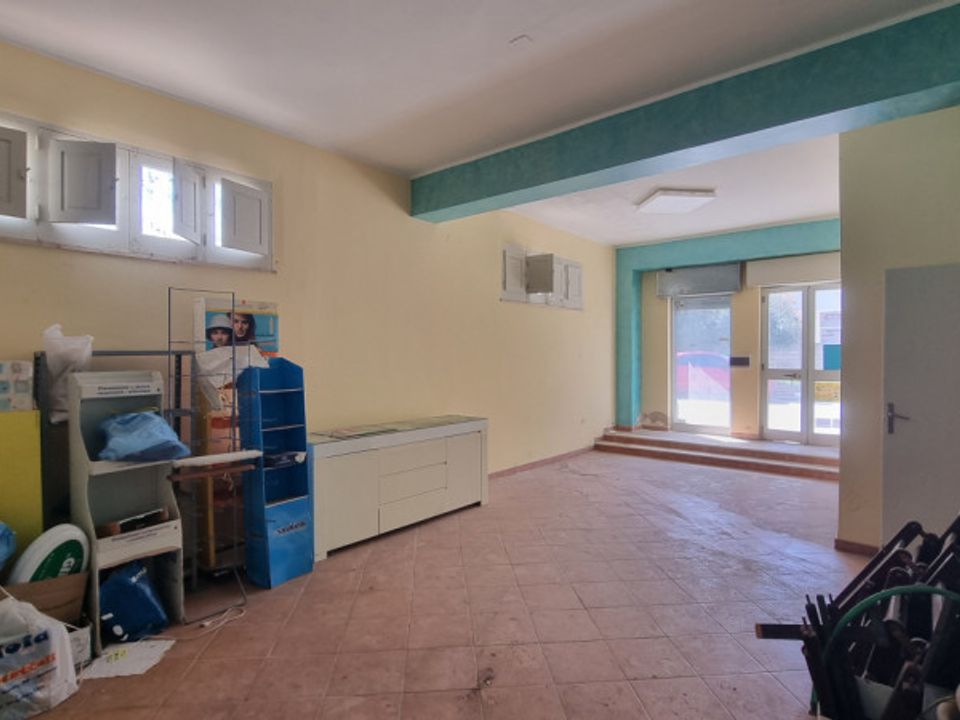 Erhvervsejendom i Barcellona Pozzo di Gotto, Messina - foto 4