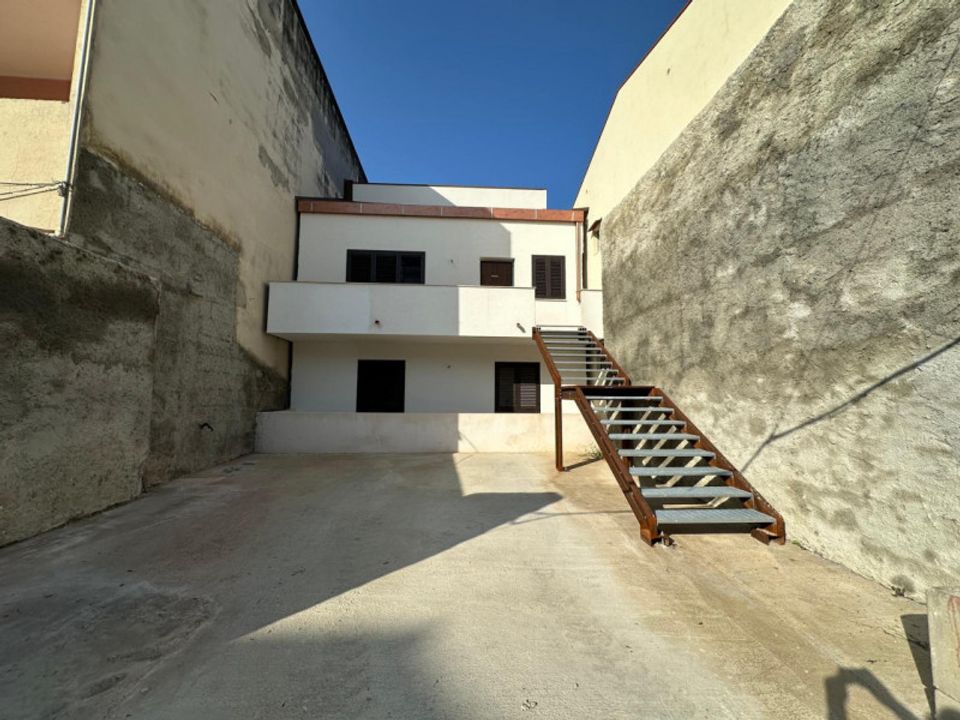 Lejlighed i Torregrotta, Messina - foto 1