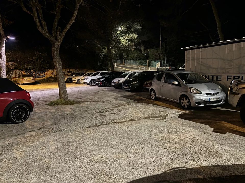 Erhvervsejendom i Golfe-Juan, Alpes-Maritimes - foto 4