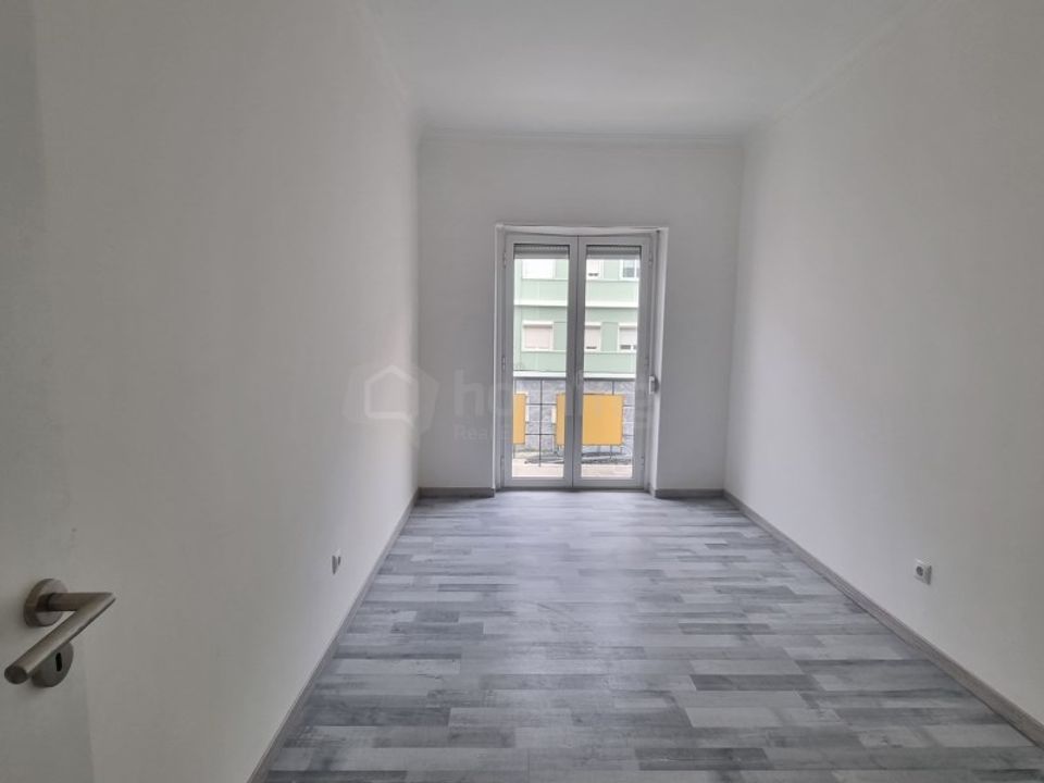 Lejlighed i Amadora, Lisbon - foto 4