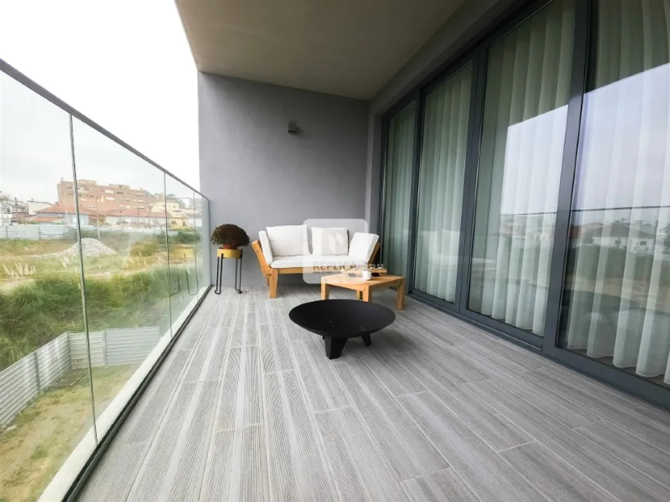 Lejlighed i Oliveira do Douro, Porto - foto 1