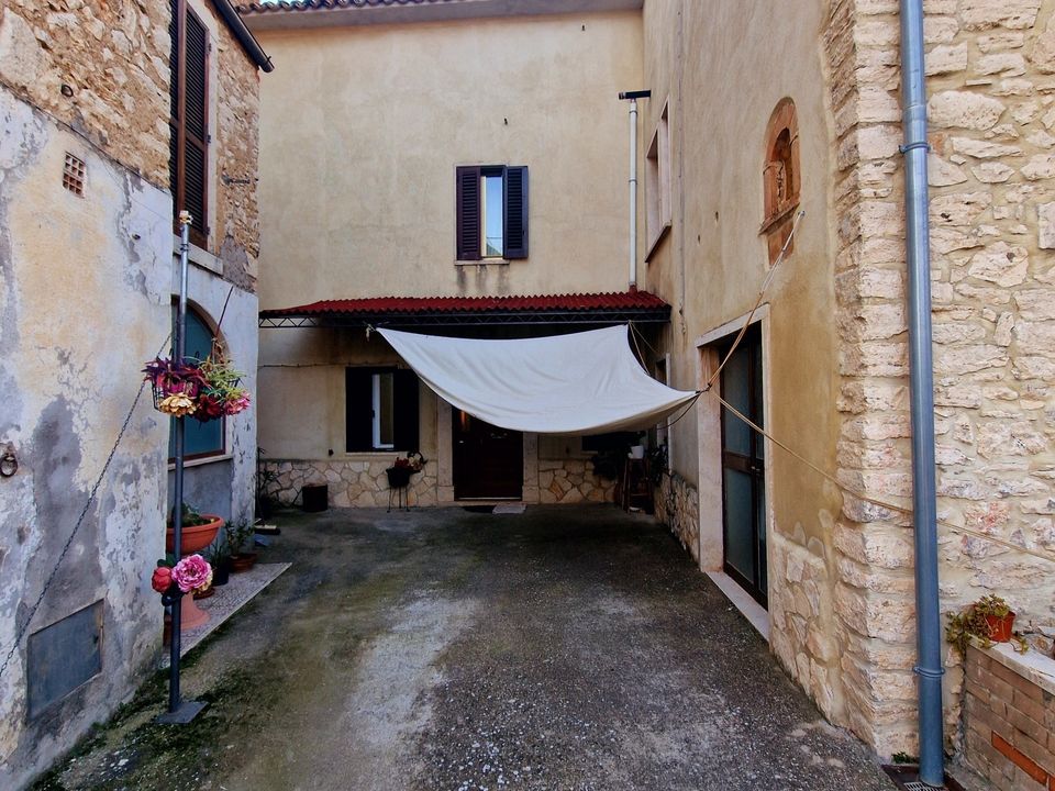 Byhus i Guardea, Terni - foto 2