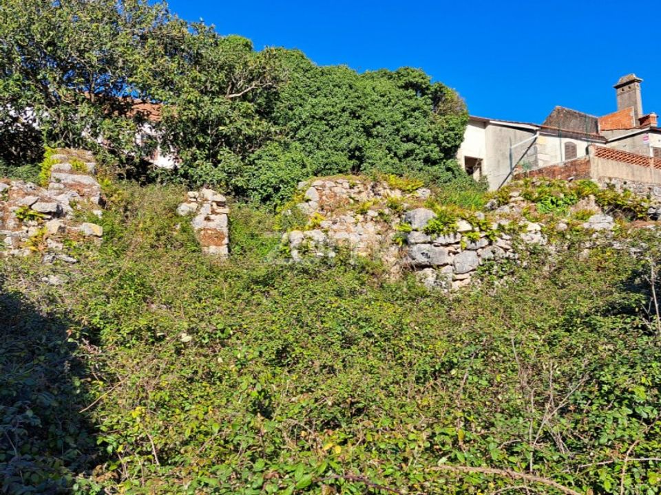 Helårsgrund i Mira de Aire, Leiria - foto 1