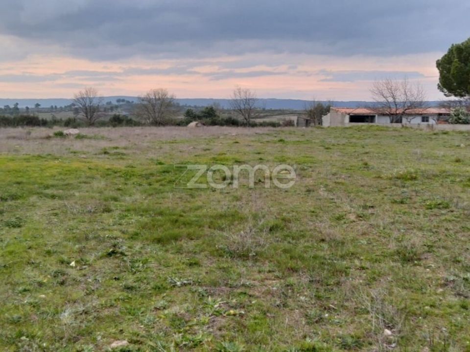 Helårsgrund i Cortico da Serra, Guarda - foto 1