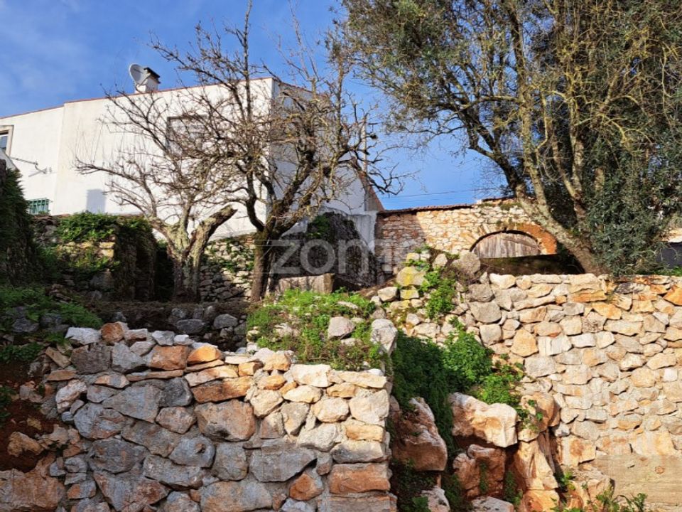 Helårsgrund i Mira de Aire, Leiria - foto 1