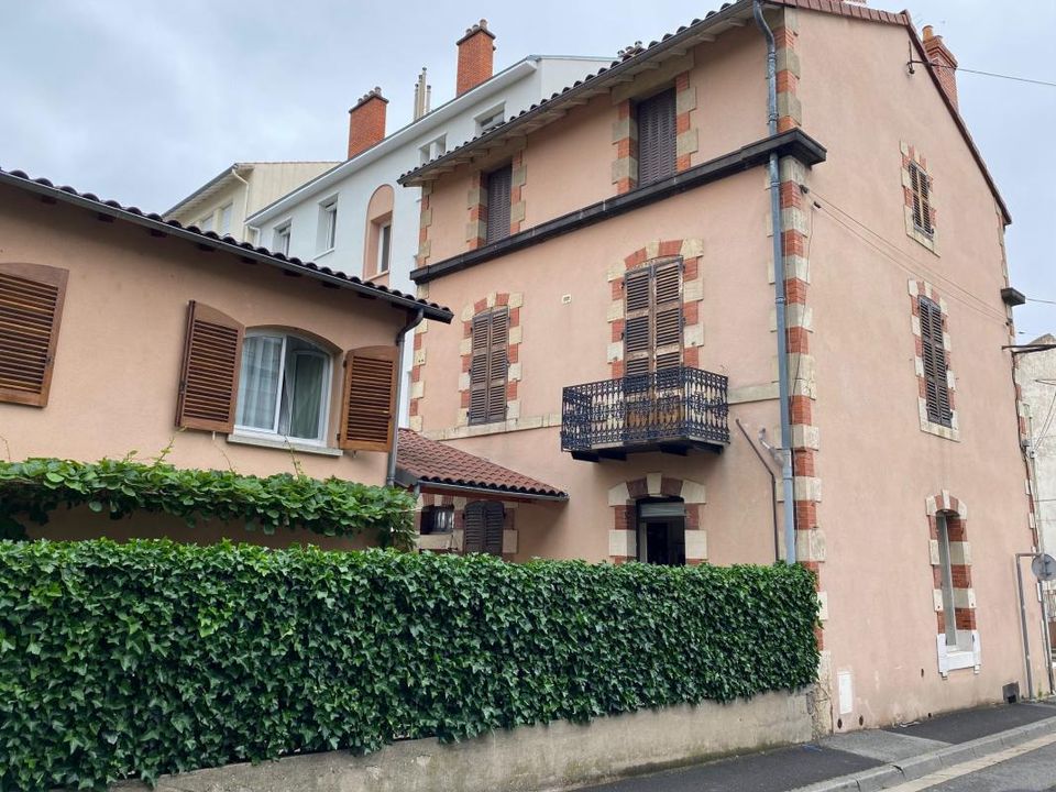Byhus i Chamalieres, Puy-de-Dome - foto 1