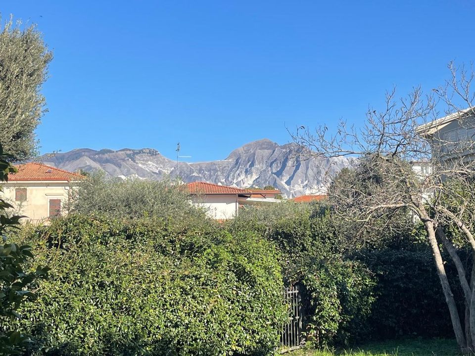 Byhus i Carrara, Massa and Carrara - foto 4