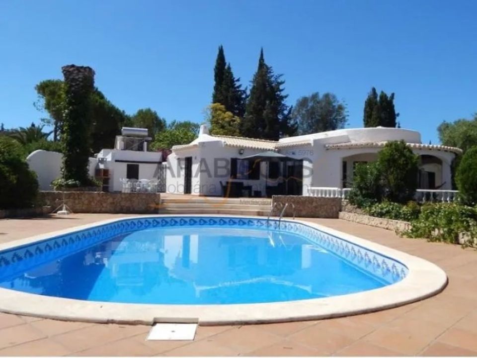 Villa i Mexilhoeira Grande, Faro - foto 1