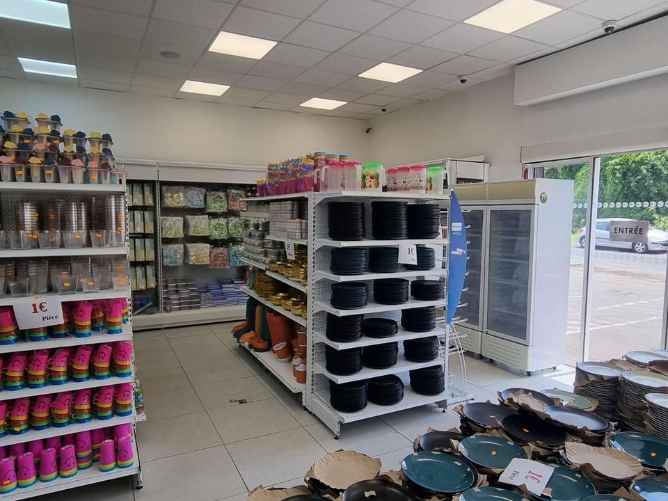 L'establiment comercial a Saint-Andre, La Reunion - foto 2