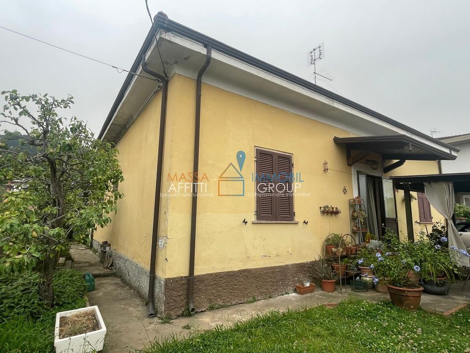 Villa i Carrara, Massa and Carrara - foto 1