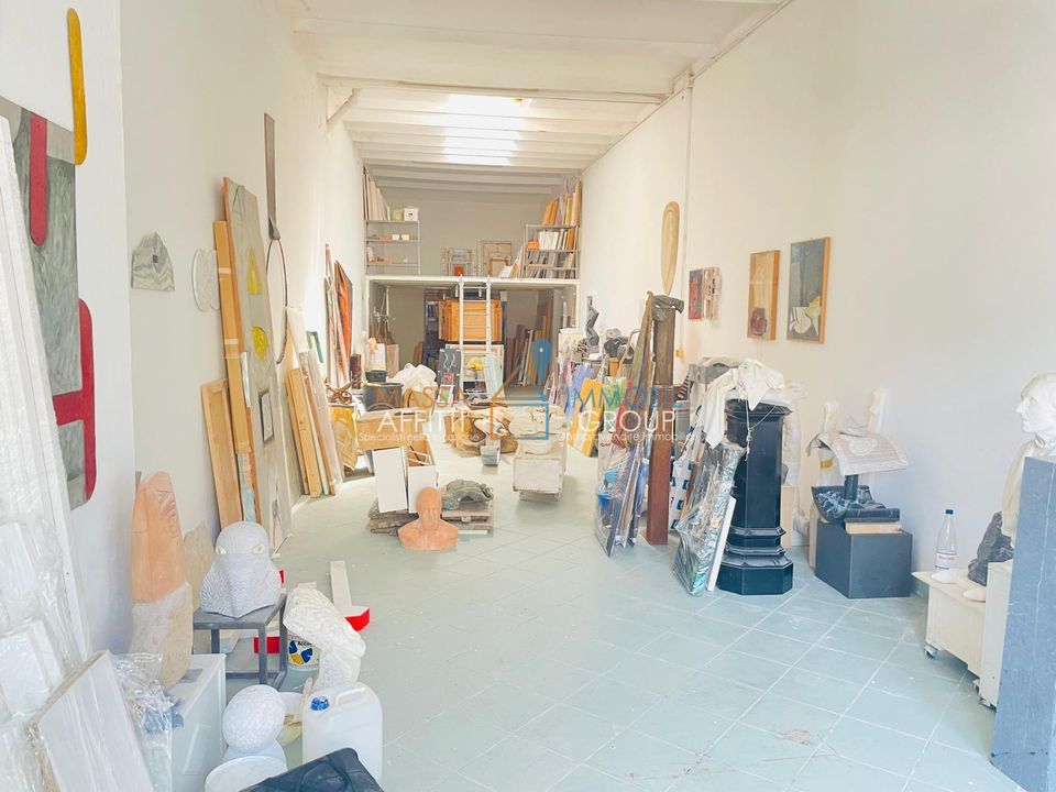 Erhvervsejendom i Massa, Massa and Carrara - foto 1