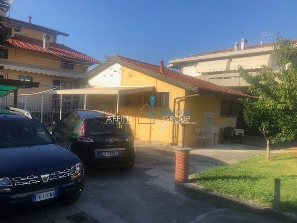 Byhus i Massa, Massa and Carrara - foto 3