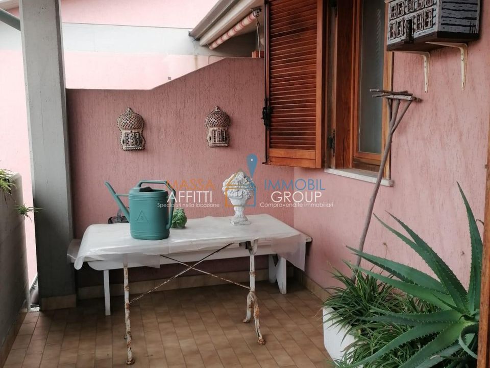 Byhus i Carrara, Massa and Carrara - foto 1