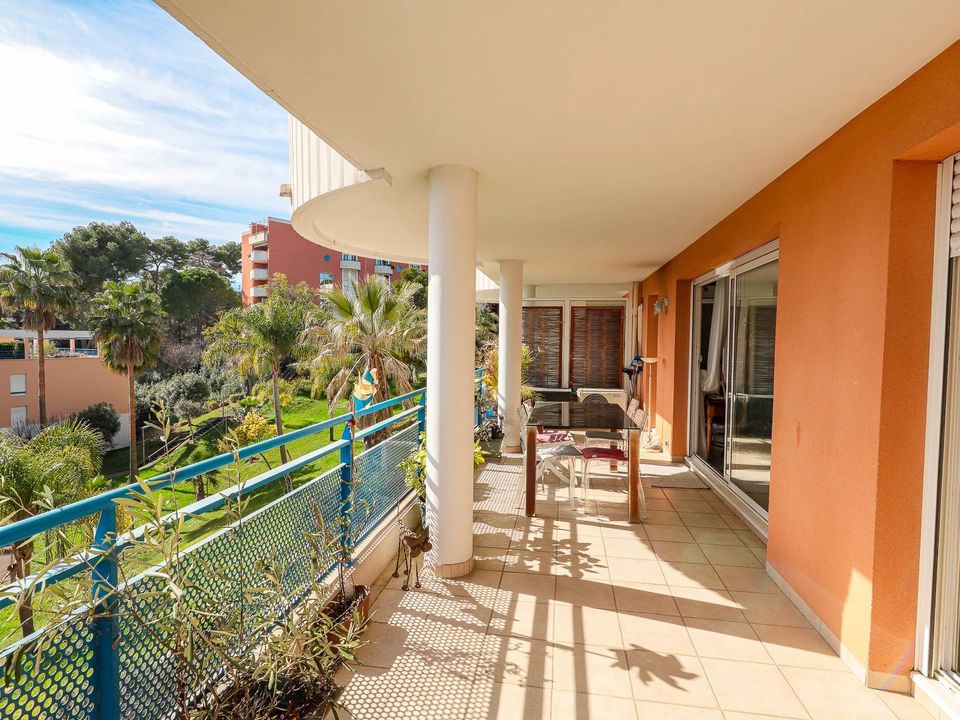 Lejlighed i Cannes-la-Bocca, Alpes-Maritimes - foto 1