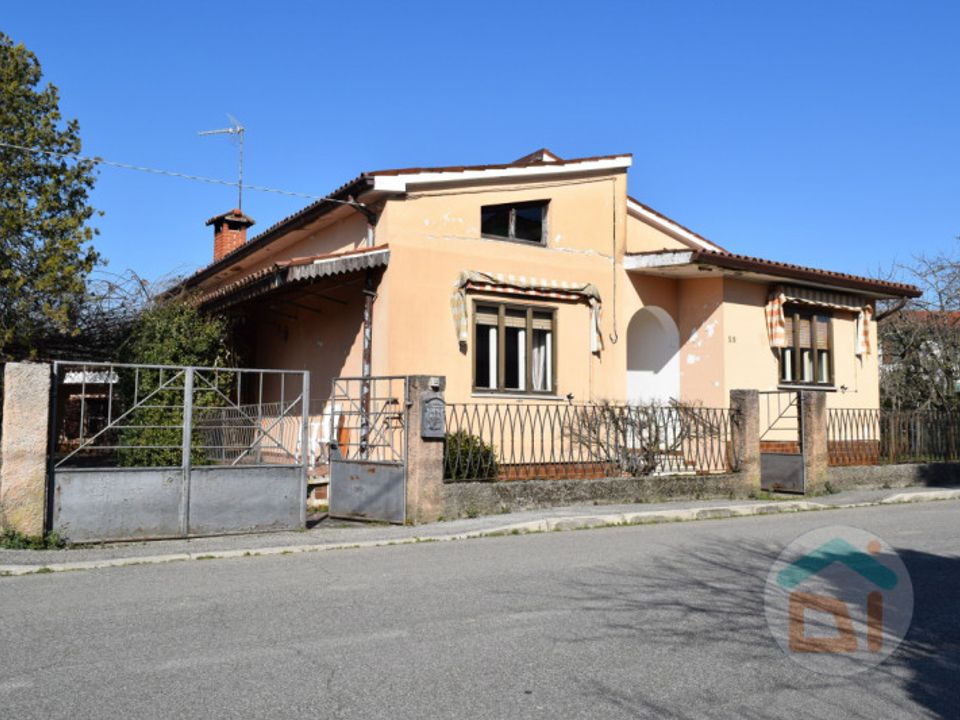 Villa i Capriva del Friuli, Gorizia - foto 1
