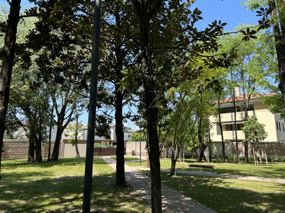 Erhvervsejendom i Castelfranco Veneto, Treviso - foto 3