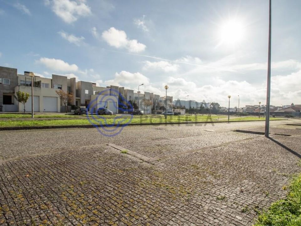 Helårsgrund i Maia, Porto - foto 3