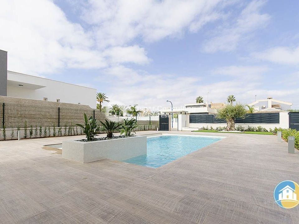 Villa i Dehesa De Campoamor, Alicante - foto 4