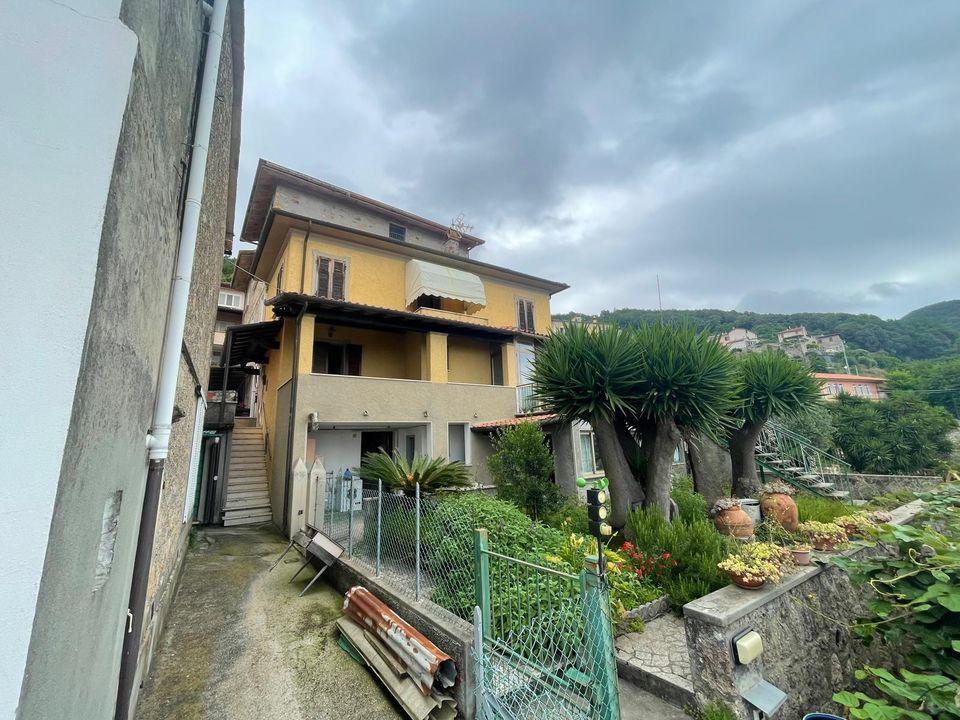Byhus i Pietrasanta, Lucca - foto 1