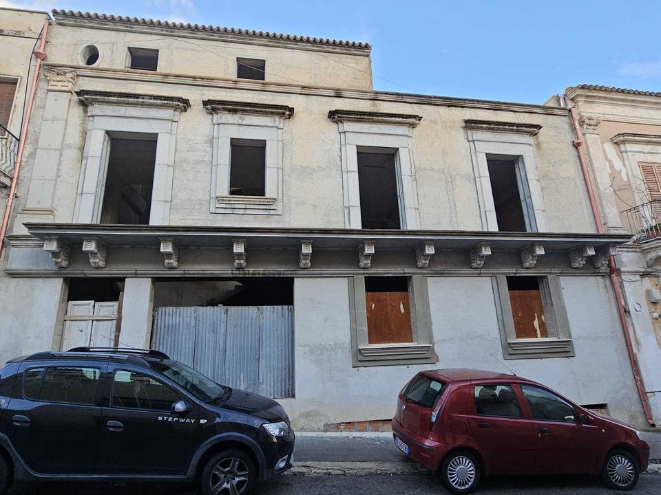 Byhus i Ispica, Ragusa - foto 1