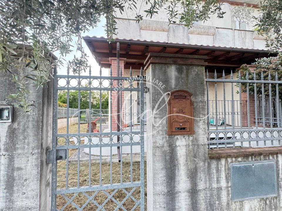 Byhus i Seravezza, Lucca - foto 1