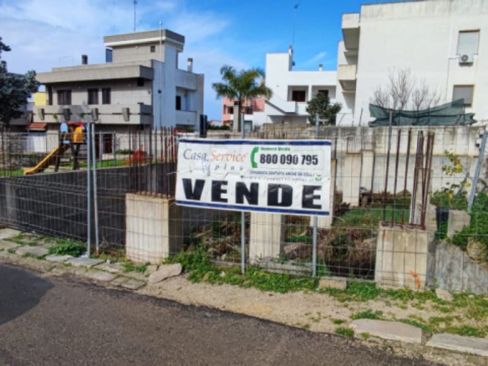 Helårsgrund i Sannicola, Lecce - foto 1