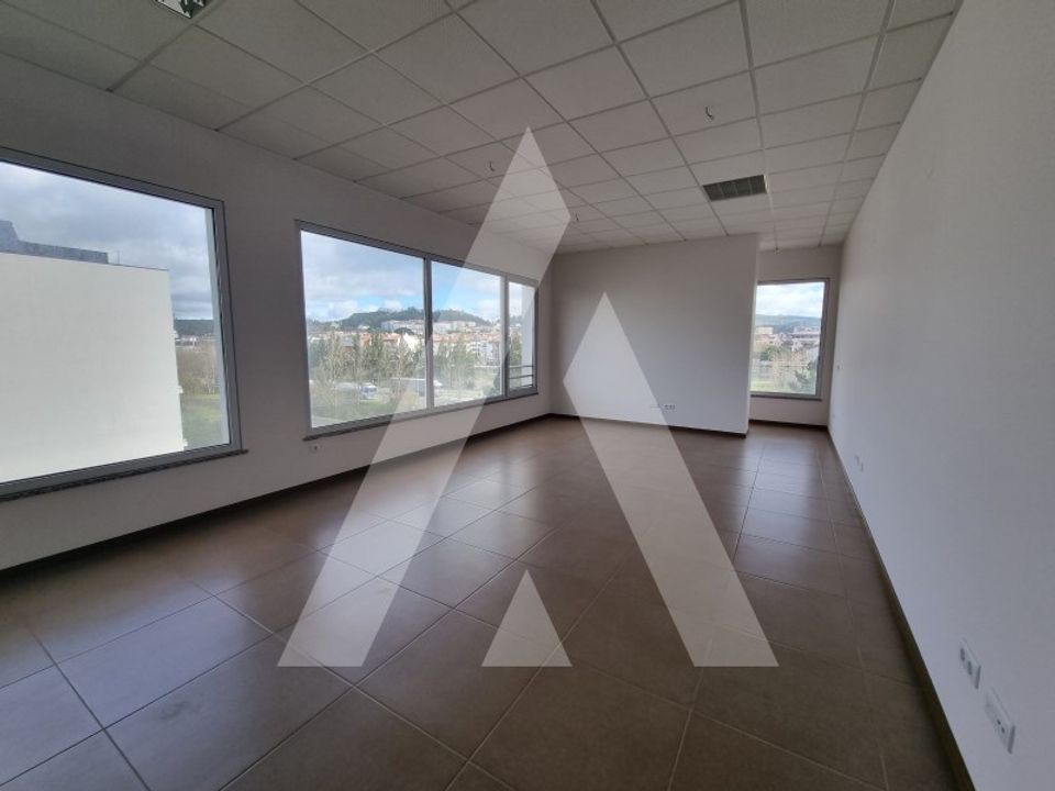 Erhvervsejendom i Pombal, Leiria - foto 1