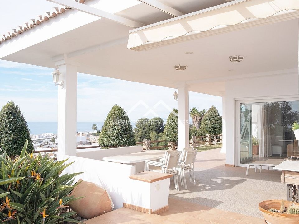 Villa a Torrox Costa, Malaga - foto 1